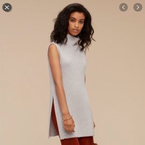 ARITZIA PINK SLEEVELESS TURTLENECK SWEATER